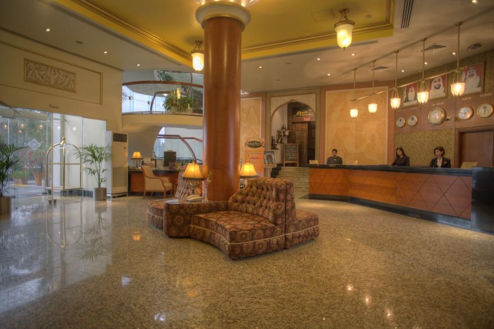 Al Diar Capital Hotel Abu Dhabi Exterior foto